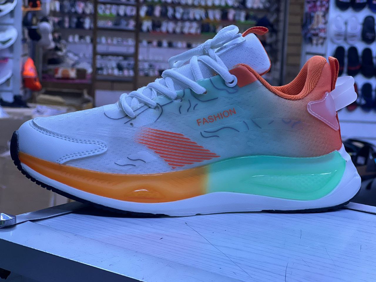 Baskets de Sport Mode – Noir & Bleu Électrique